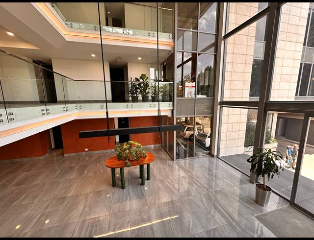 125M² OFFICE TO LET IN MELROSE ESTATE